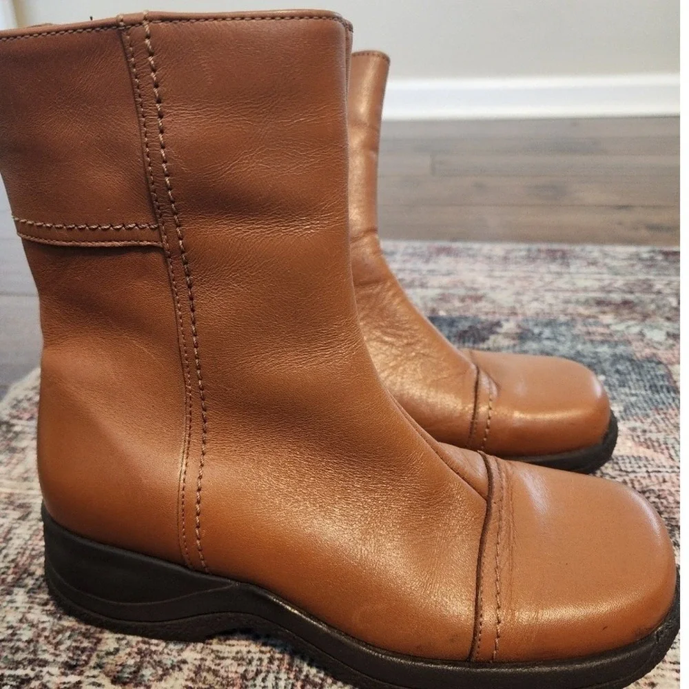 VTG La Canadienne Leather Square Toe Boots. Gritty Boho indiesleaze Fall winter